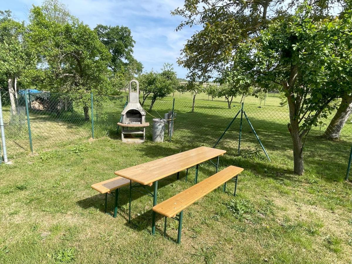 Apartment Biber Mit Terrasse Dewichow Buitenkant foto